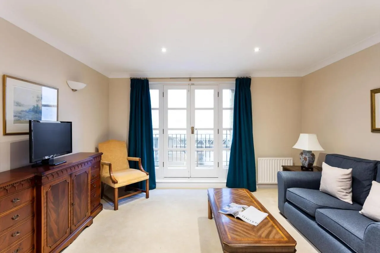 Bright Tower Bridge Nest Apartment London